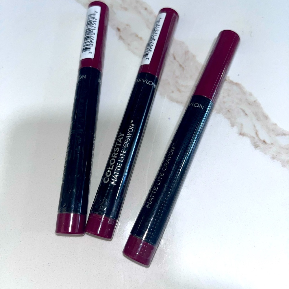Revlon Color Stay Matte Crayon